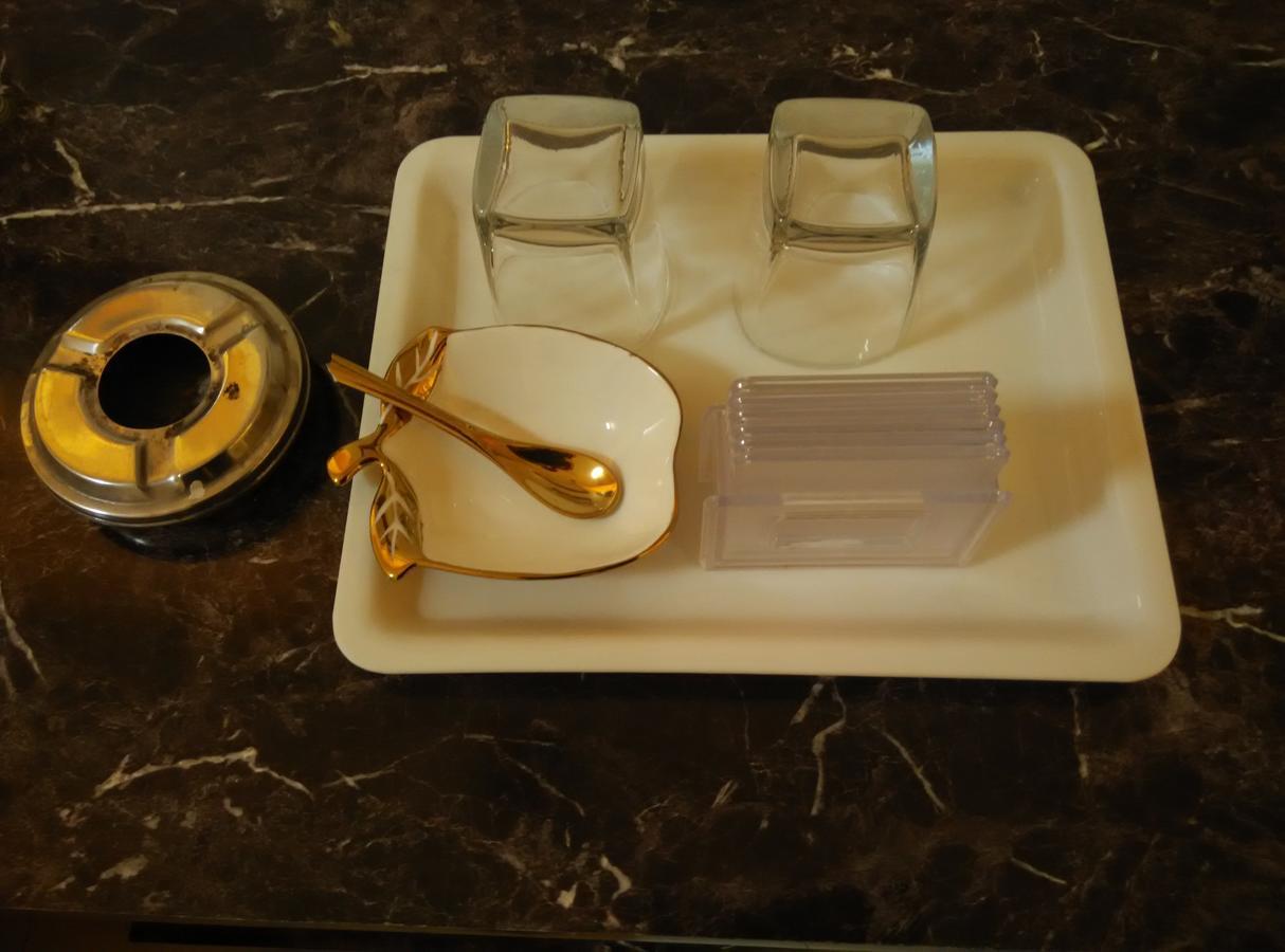 Hotel Silver Castle Мумбаї Екстер'єр фото