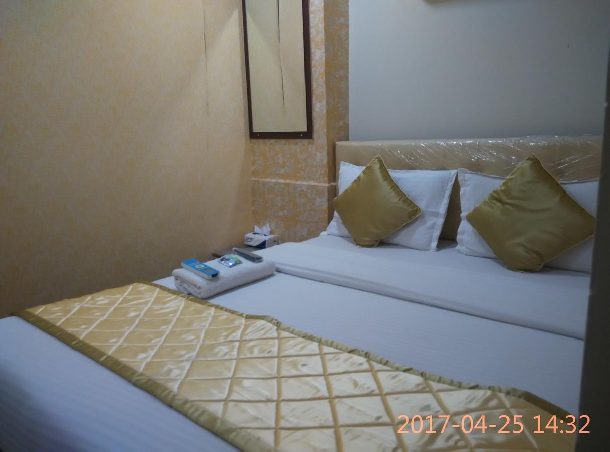 Hotel Silver Castle Мумбаї Екстер'єр фото